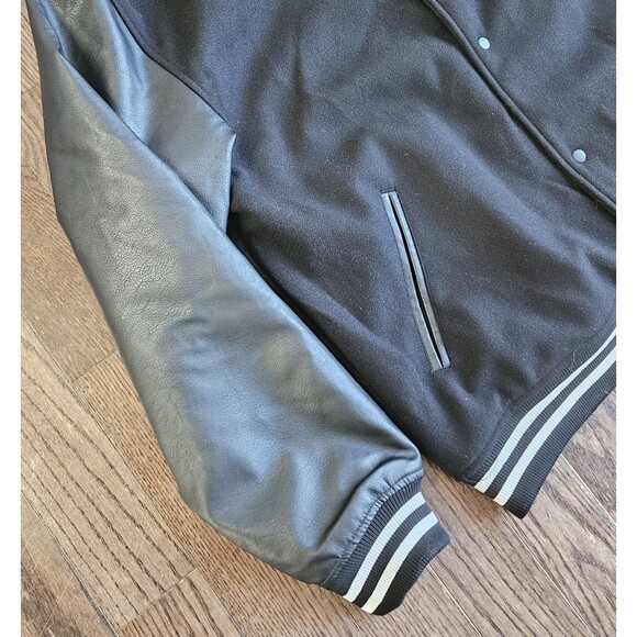CSG Rally Varsity Jacket Mens 2XL Black White NWT - Picture 4 of 12